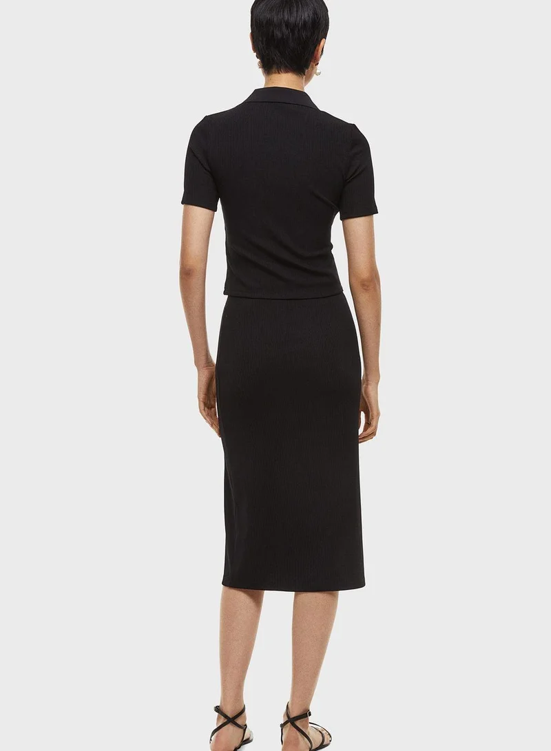 اتش اند ام تنورة بازرار جانبية